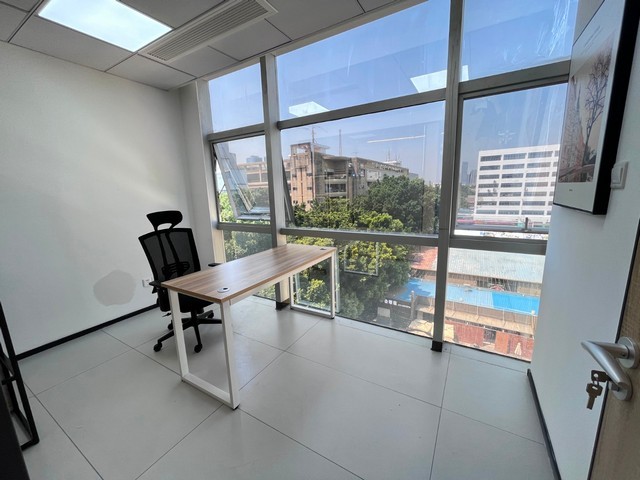 黑龙江玻璃钻孔技术服务